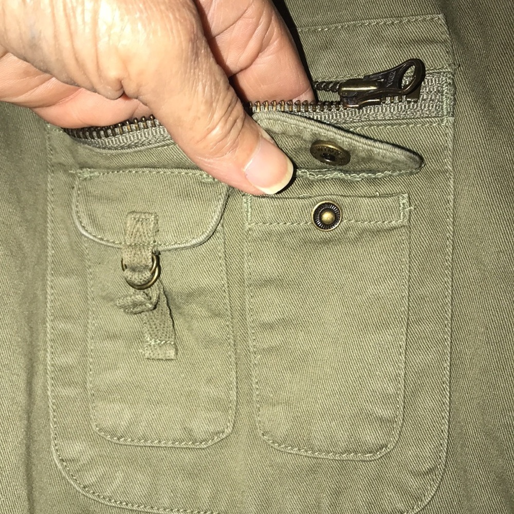Women’s Venezia Skort with Utility Pocket - Picture 3 of 5